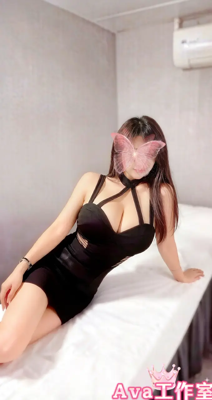 AVA 相片